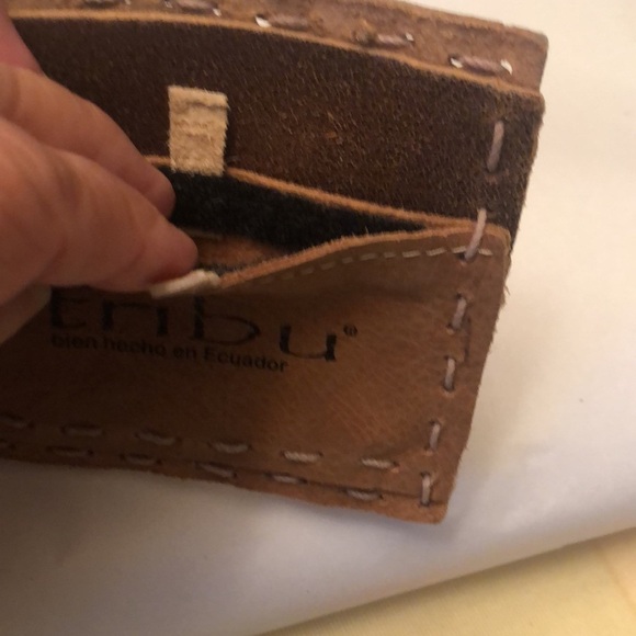 Tribu Handmade Leather Wallet - Picture 3 of 7